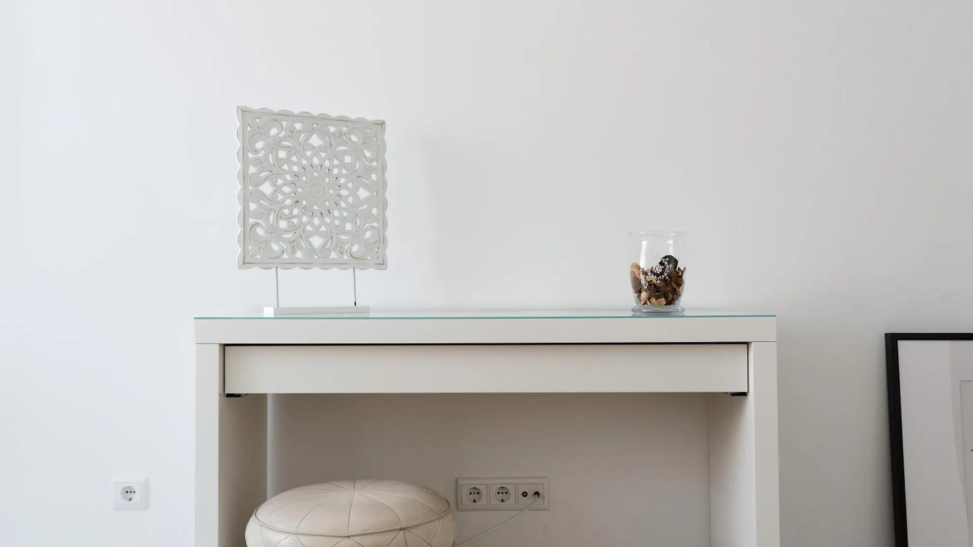 Light-Filled, Fully Renovated Apt Near Belem, By Timecooler Lisbon Apartment