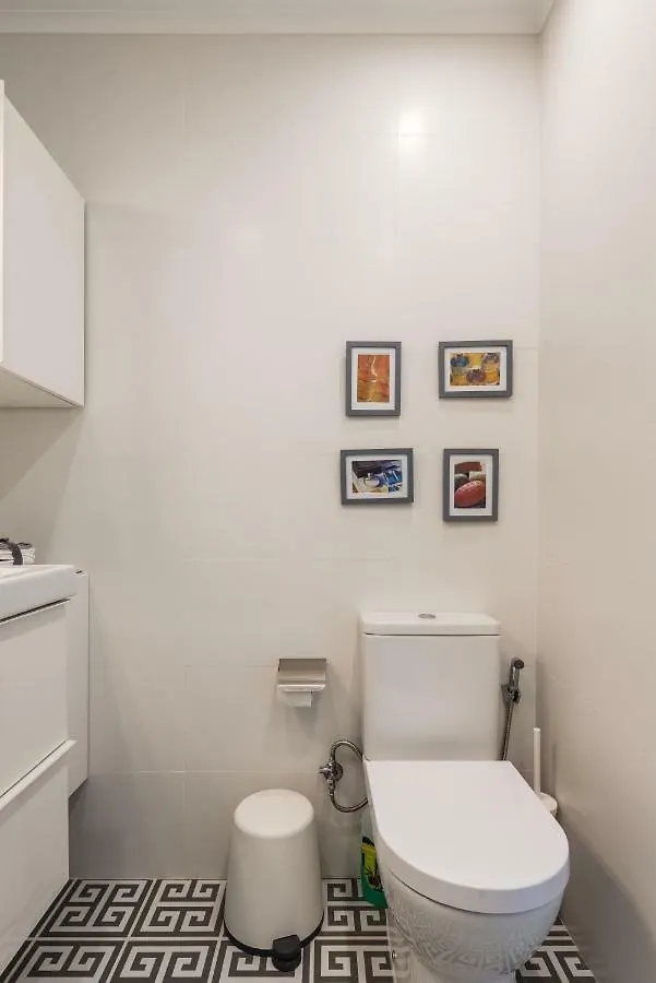 Light-Filled, Fully Renovated Apt Near Belem, By Timecooler Lisbon Portugal