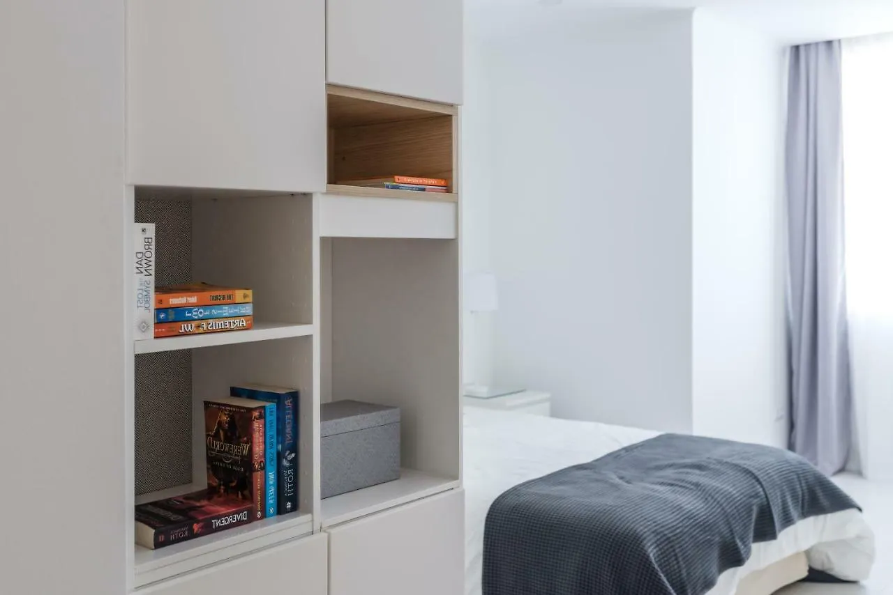 Light-Filled, Fully Renovated Apt Near Belem, By Timecooler Lisbon Portugal